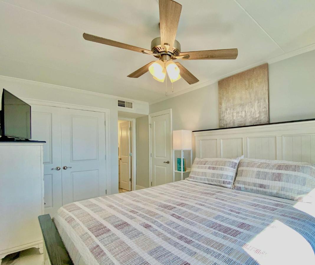 Island Winds East 202 By Albvr - Beautifully Renovated Beachfront Condo & Steps Away From Hangout & More! Gulf Shores Εξωτερικό φωτογραφία